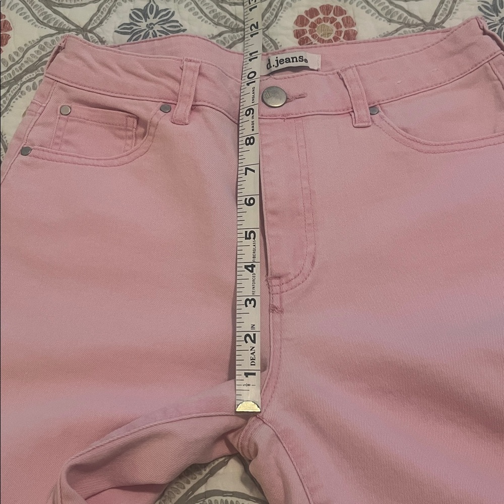 D. Jeans light pink, size 4. - Picture 5 of 8